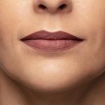 7891033100200-Batom-Eudora-Glam-Microplastia-Cremoso-Nude-Rosado-4