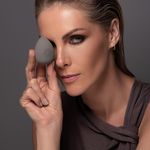 7908066102030-Esponja-Para-Maquiagem-Ana-Hickmann-Classic-3