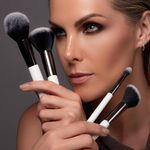 7908066102115-Pincel-Ana-Hickmann-Para-Esfumar-Sombra-3