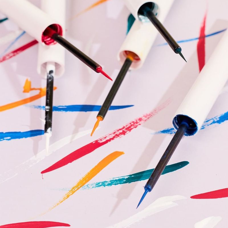 731509990706-Delineador-Ruby-Kisses-Color-Pop-Azul--7-