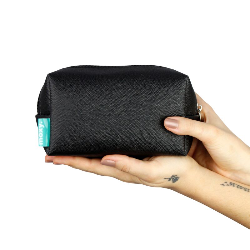 7898734070009-Necessaire-Moxy-Doha-Preto-