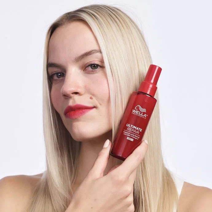 4064666337104_4-Leave-in-Wella-Ultimate-Repair-30ml